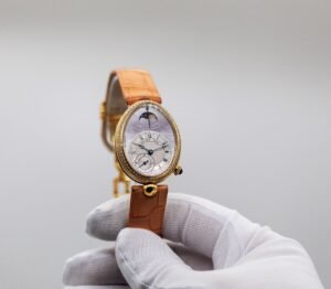 Breguet Reine de Naples Moonphase