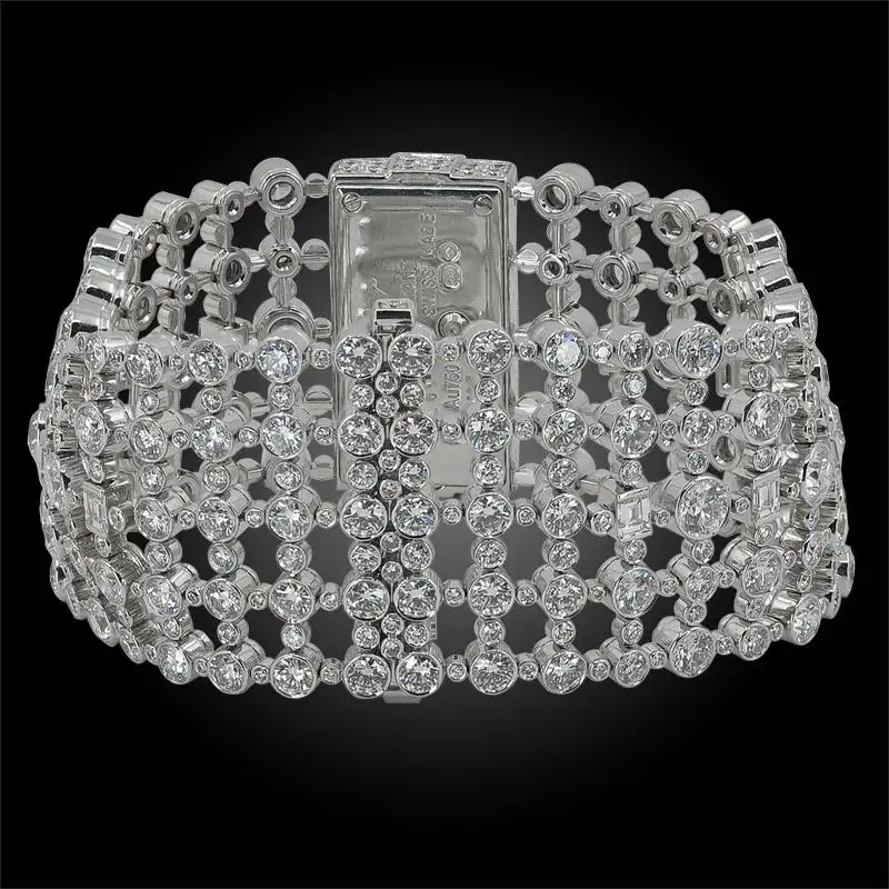 Buy Cartier Diamond Link Gold Watch - Image 4