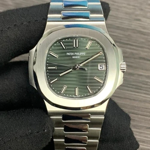 Patek Philippe 5711/1A Nautilus - Image 2