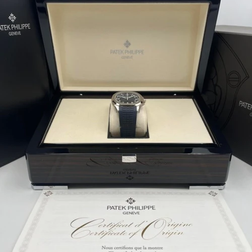 Patek Philippe Aquanaut 5168G Blue - Image 3