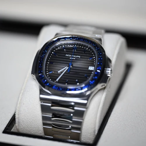 Buy Patek Philippe Nautilus 5711/111P