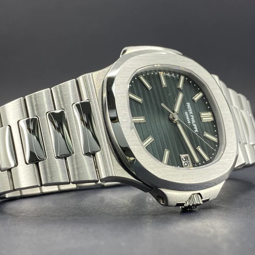 Patek Philippe Nautilus 5711/1A-014 Green Dial - Image 3