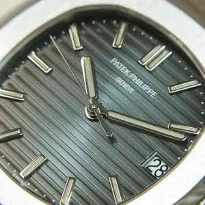 Patek Philippe Nautilus 5711/1A Full Set