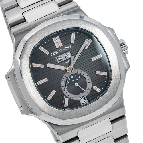 Patek Philippe Nautilus 5726 For Sale - Image 2