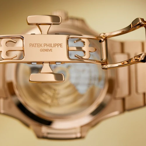 Patek Philippe Nautilus 7118/1300R-001 - Image 3