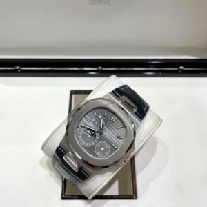 Patek Philippe Nautilus 5712G Moon Phase