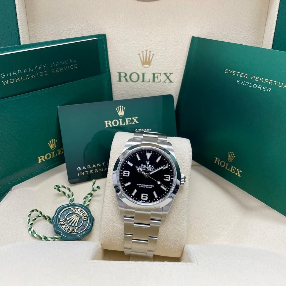 Rolex Explorer 40 Oystersteel Black Dial Ref. 224270